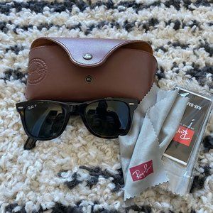 Ray Ban Wayfarer Classic, Tortoise Shell- Polarized